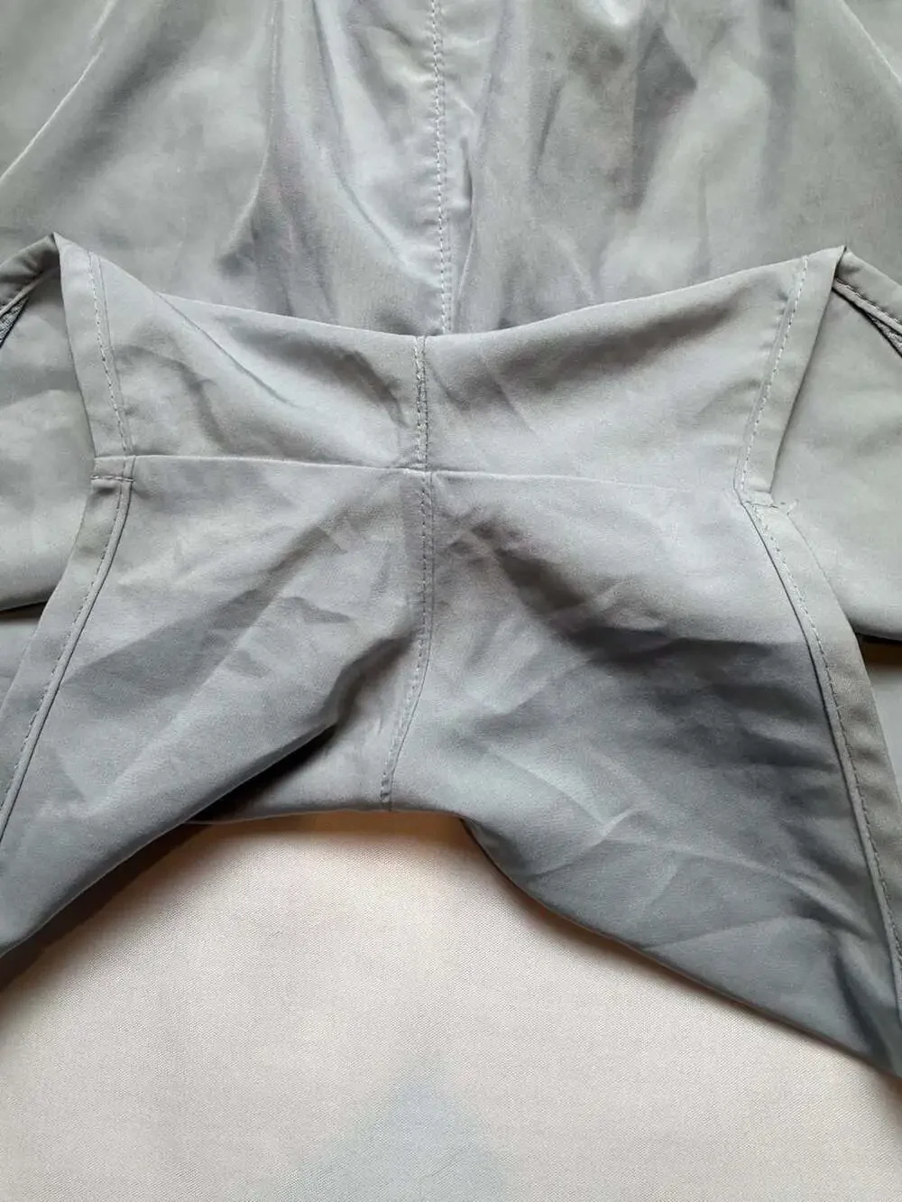 Nike Women's Dri-FIT Tempo Running Shorts grey size small